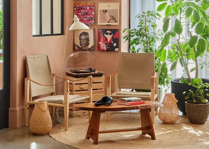 Beckett Locke Dublin