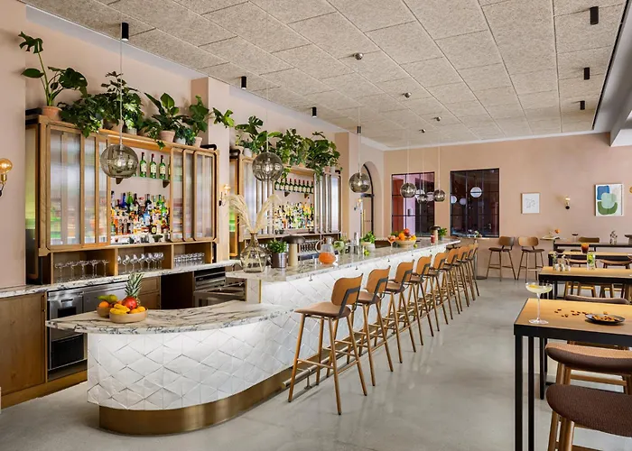 Aparthotel Beckett Locke 4*